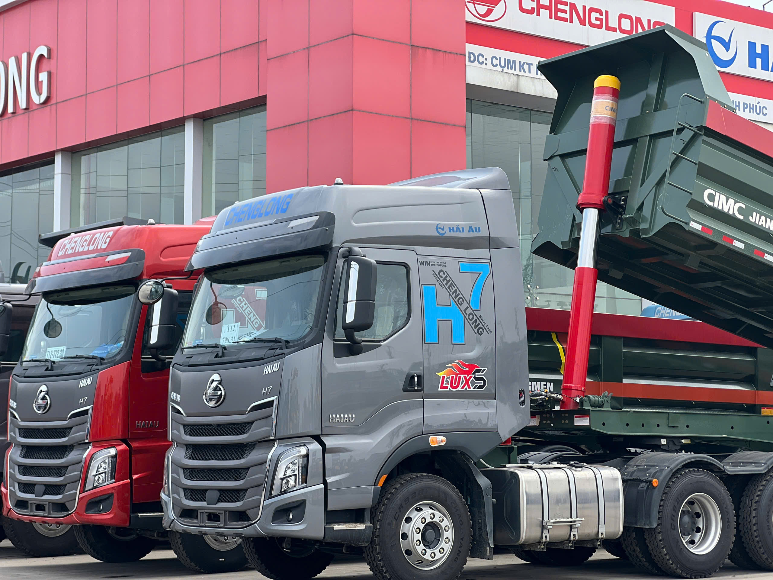 đầu kéo chenglong luxS 445hp